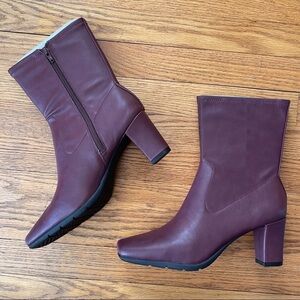 NEW Aerosoles Cinnamon Ankle Boot Wine 663 Size 9.5 NWT